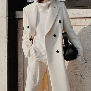 Chic White Double-Breasted Women's Blazer